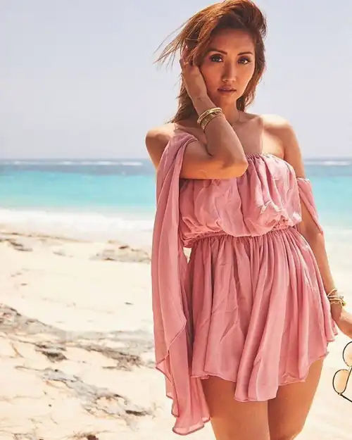 Beach babe