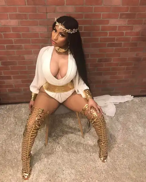The queen🤤