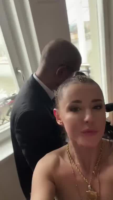 Behind The Scenes Her Turn Next