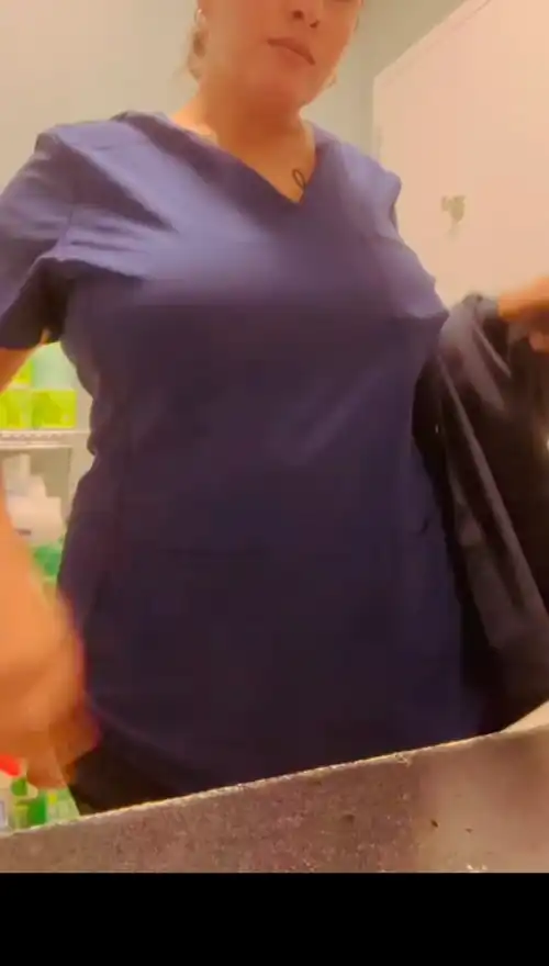 Want to see me strip out of these scrubs 😈😈