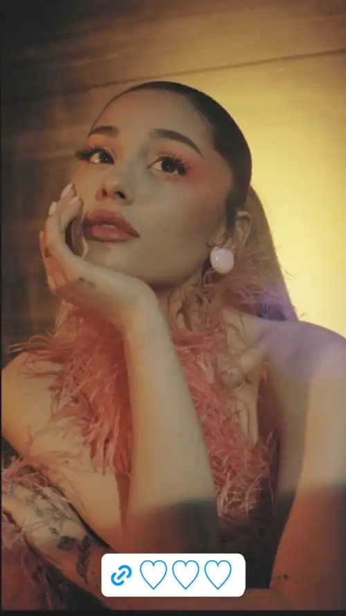 Looking beautiful in R.E.M Beauty story 7/2023