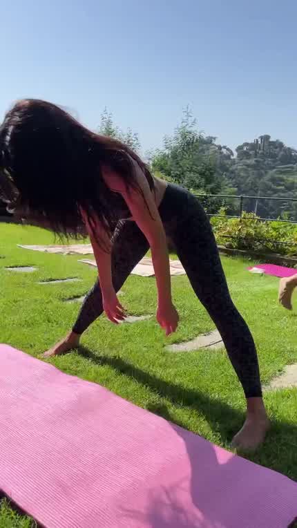 YOGA 🤤😍