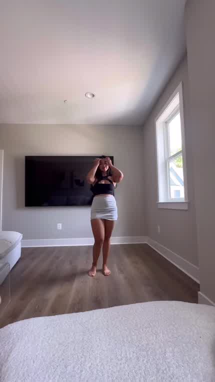 If you could pick one person to give you a blowjob who would you pick 