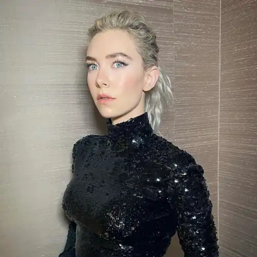 Shiny black dress #1