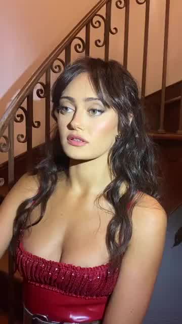 Just breathtaking in Red