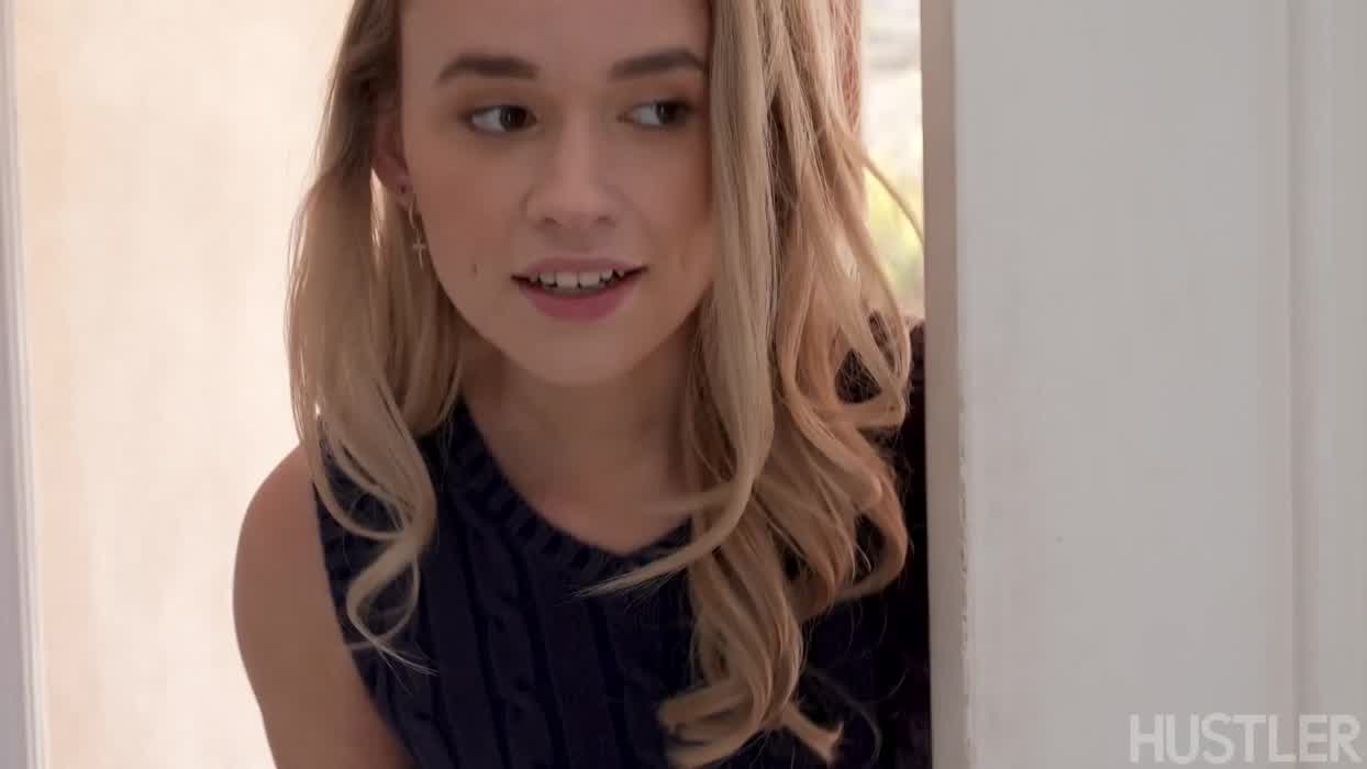 [Khloe Kinglsey, 23] Teens Swing With Couples