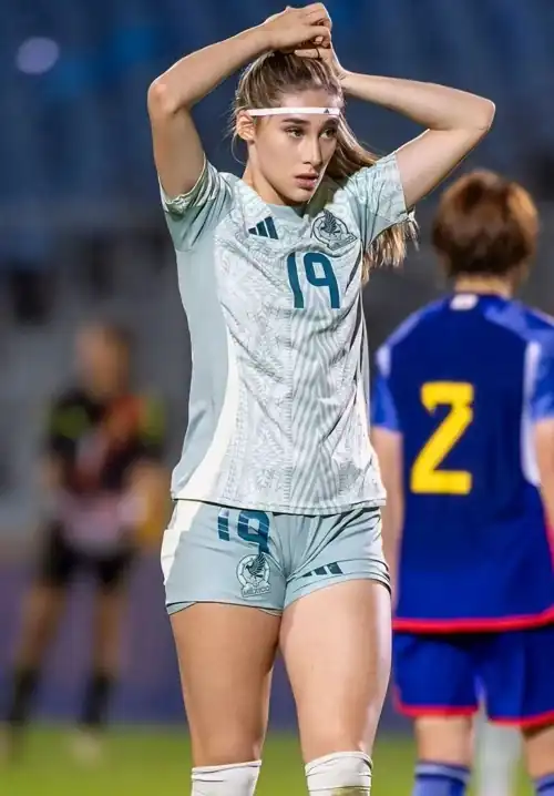 Tatiana Flores - Mexican football player