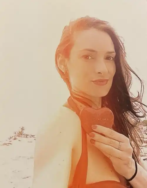 New photo of Winona from Robert Rich’s book.