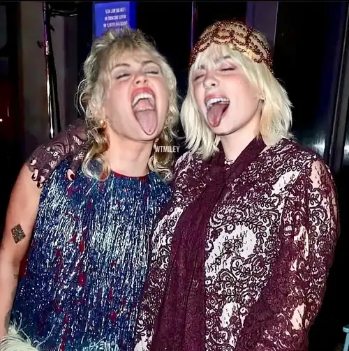 Double tongue