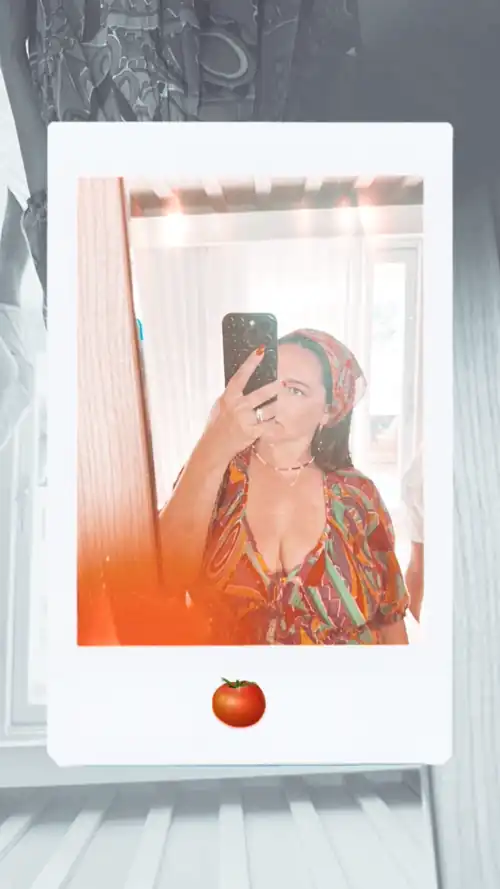 On holiday, latest Instagram stories post!!