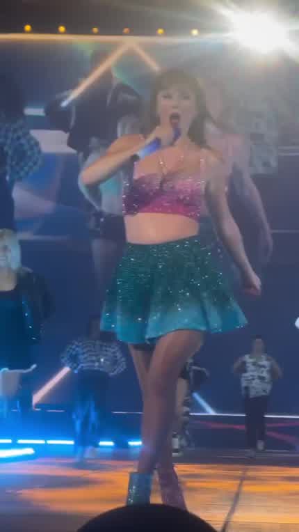 I’m going to pump her pussy full of my cum in this outfit 