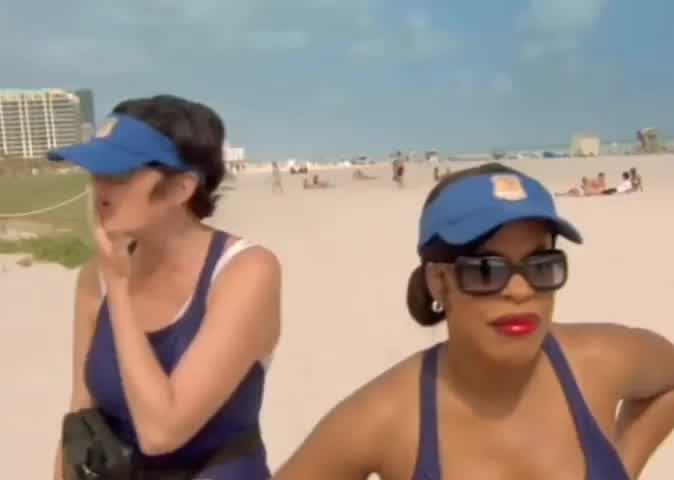 Niecy Nash (Reno 911! Miami)