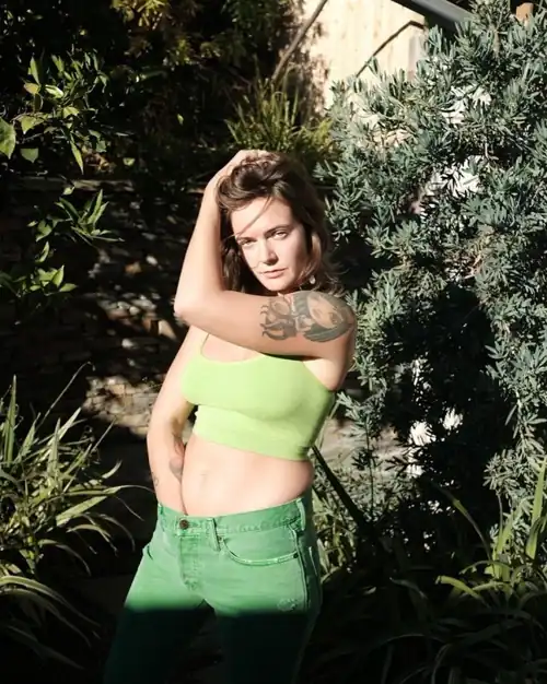 How often do you think Tove Lo masturbates?