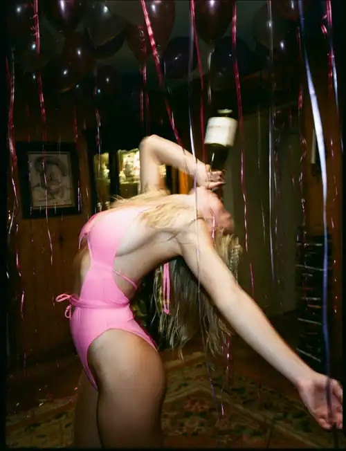 Sydney on the set of Euphoria s2, by Eddy Chen (November 2023)