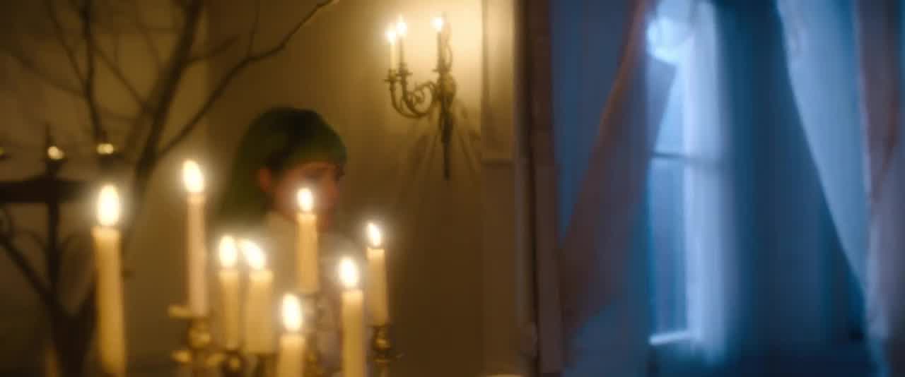 Olivia recreating Meatloaf song in Onyx movie
