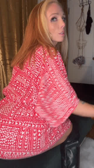 Office slut by day, and a naughty MILF by night