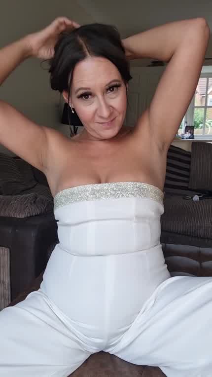 I love being kissed all over