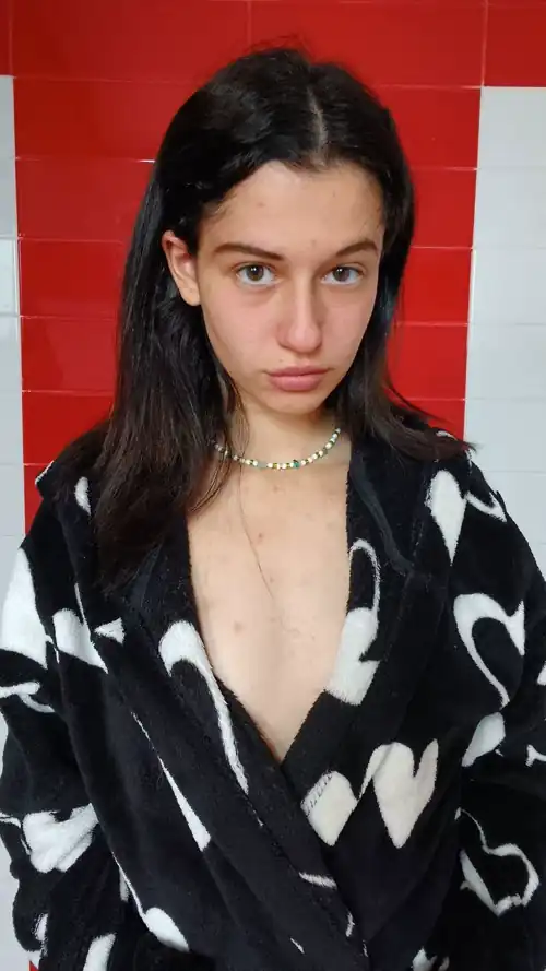 Ready to hop in the shower 😘