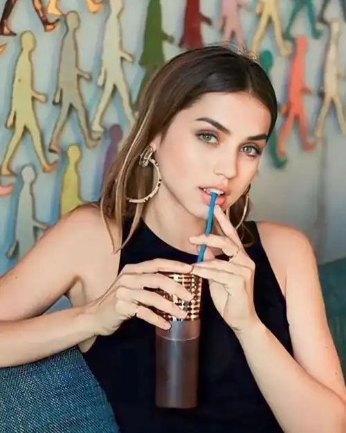 Ana De Armas 