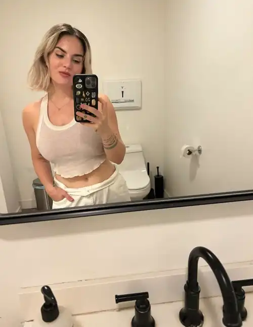Bathroom selfie | IG 7/4/24