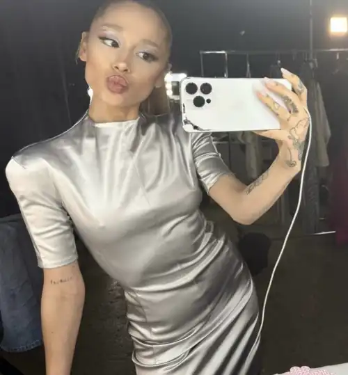 Sexy nips