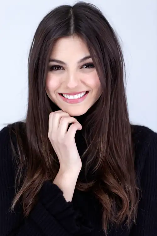 Victoria Justice 