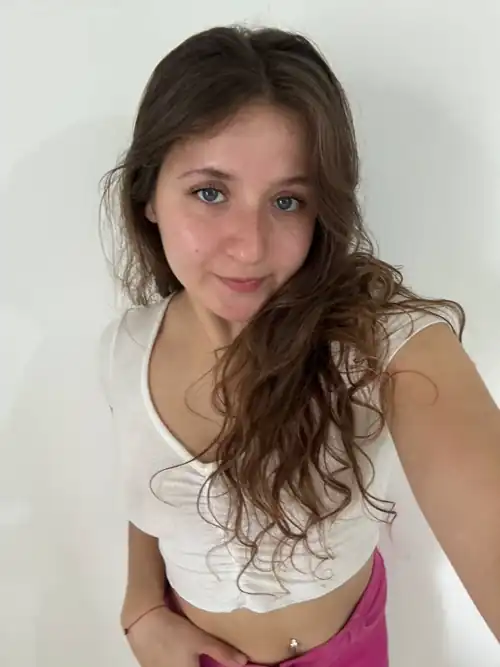 Messy hair, don't care