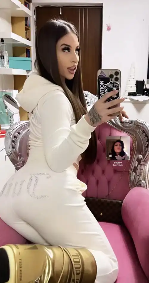 Iorga🍑❤😍