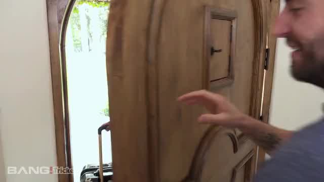 Brooklyn Gray Is The Perfect Guest