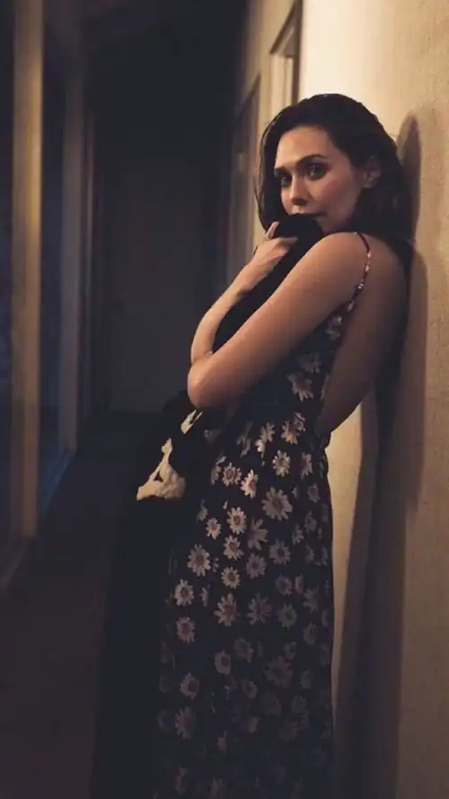 Too Hot Mommy 