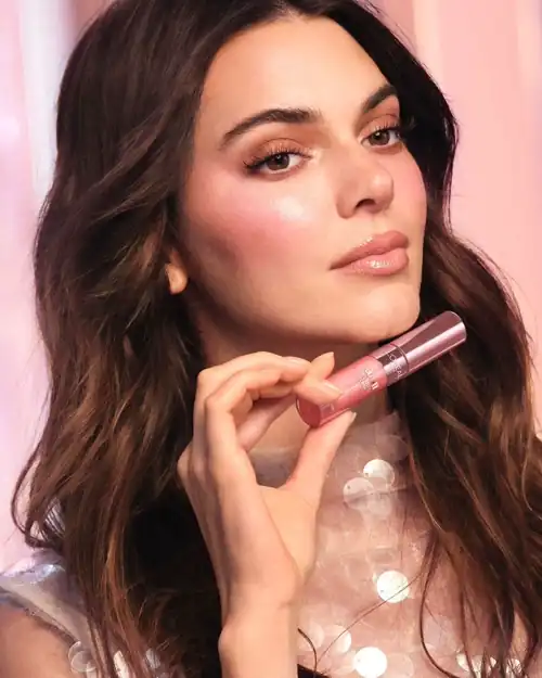 Photoshoot for "L'Oréal Paris" (June 2024)