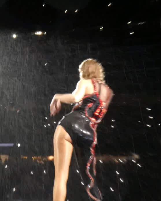 I want to fill this butt up with so much of my fireworks.