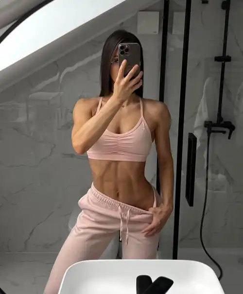 Imagine fit gym girl as your neighbor (iktr)