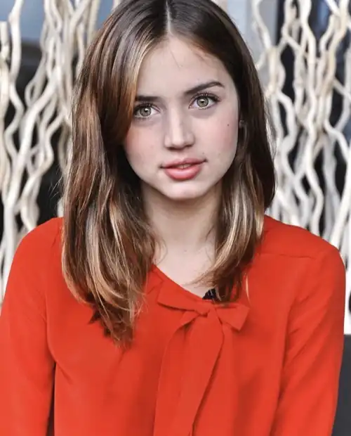 Ana de Armas [No Time To Die] 