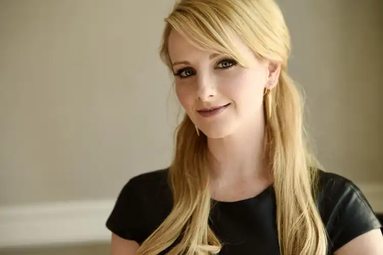 Black shirt