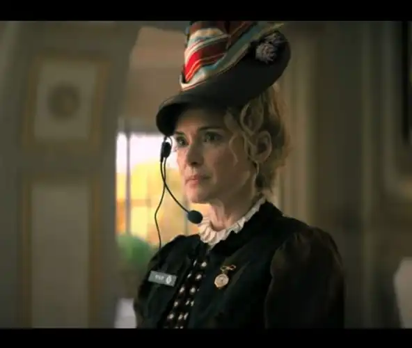 Fun cameo in the Haunted Mansion on Disney