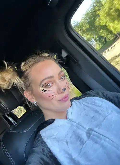 Halloween selfie | IG story November 2023