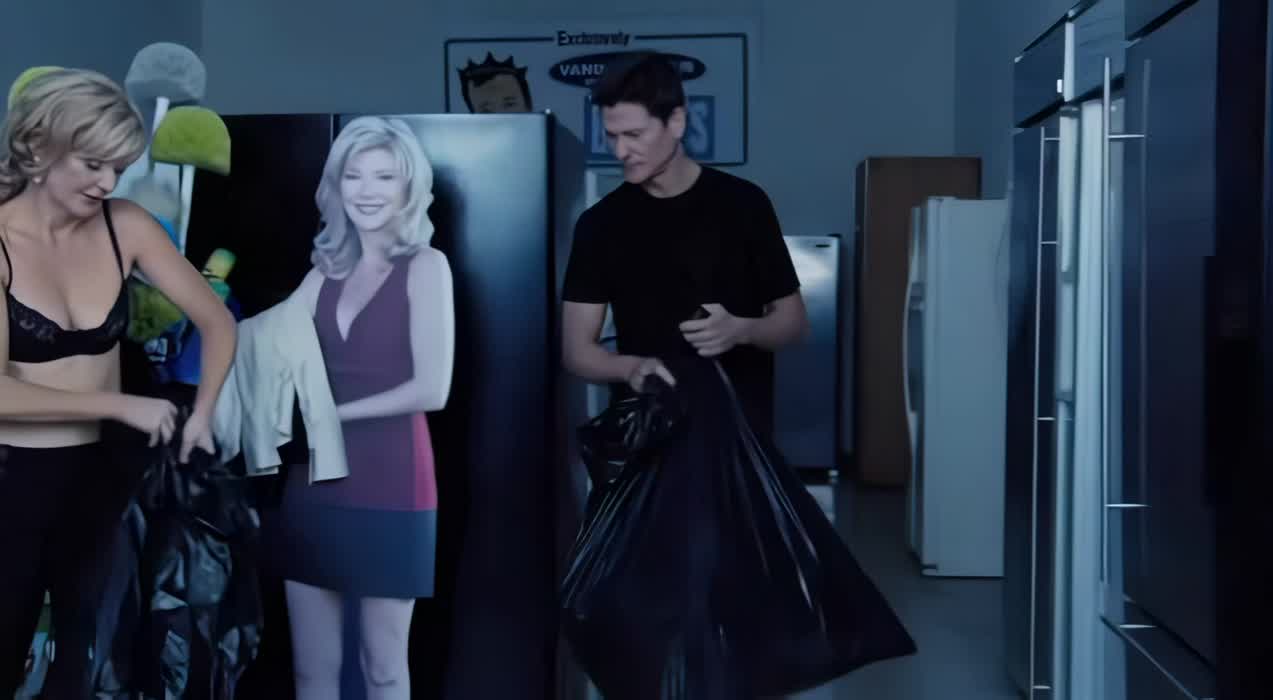 Beth Broderick (Aunt Zelda from Sabrina) topless plots in Bad Actress