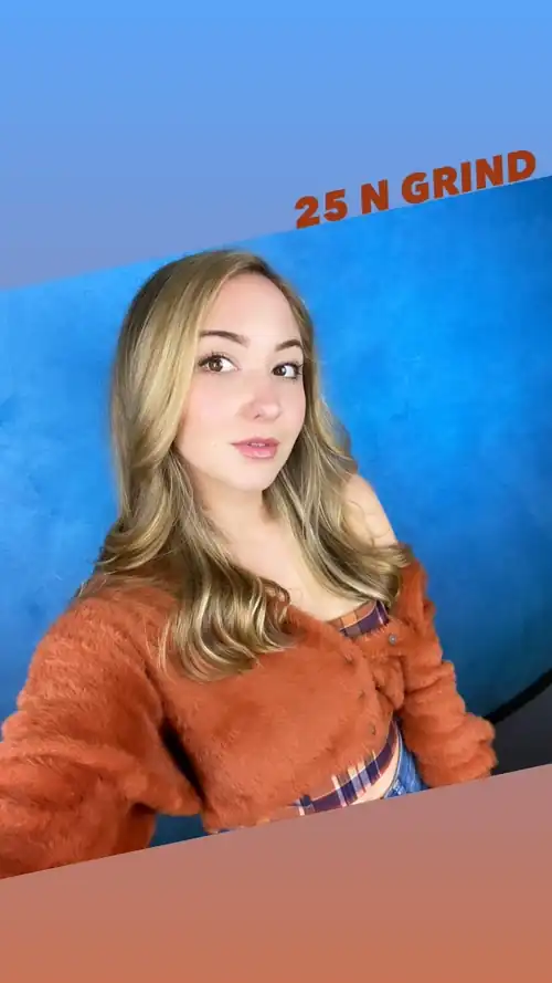 25 Looks Good On Her