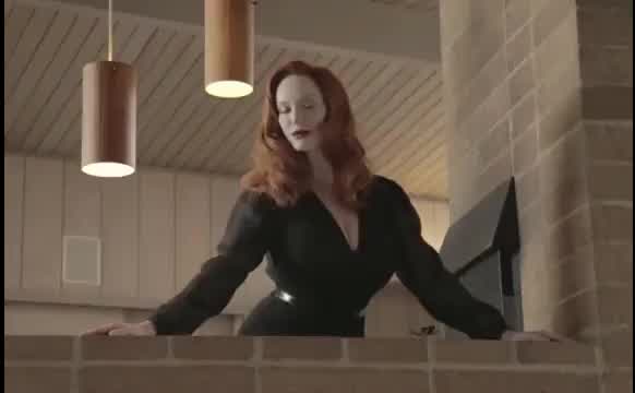 Voluptuous vampire vibes
