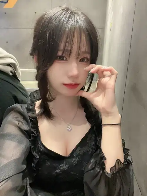 Sharing my good hair day selfie ♥