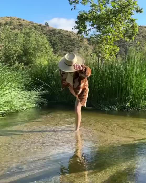 Standing on one leg in a lake (June 2023)