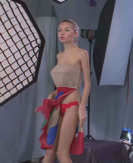 Alina Buryachenko's natural plots in "Naked"