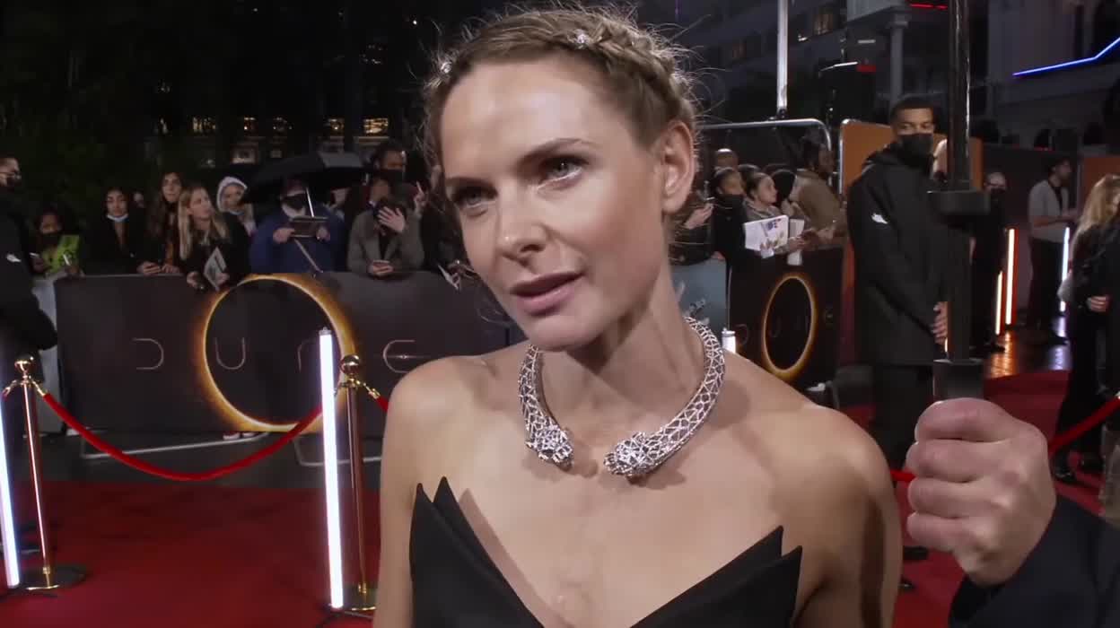 Princess hair and jewelry at a Dune screening