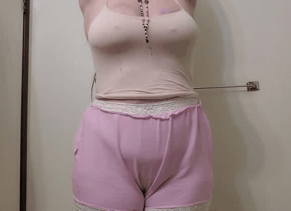 Drooling over instant wg 🥵💕