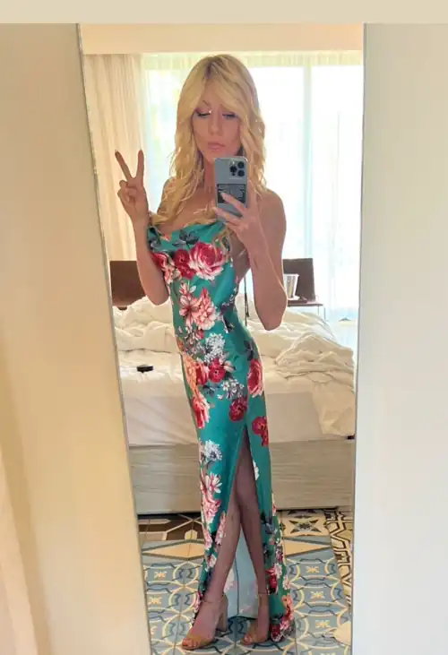 Ready to party - IG story April 2023