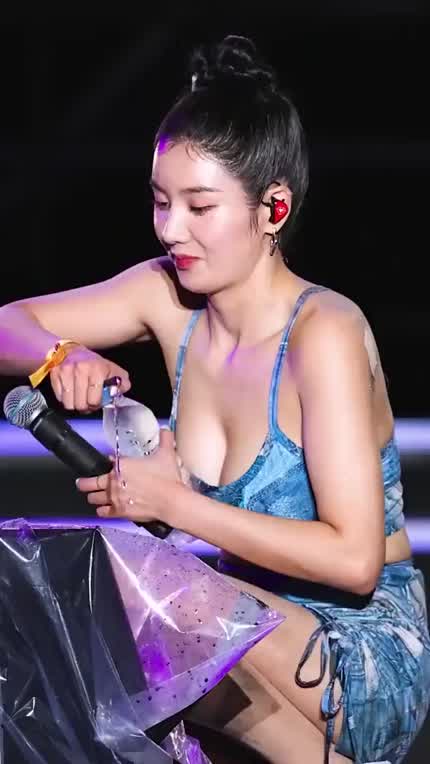 Kwon eunbi "strikes again!"