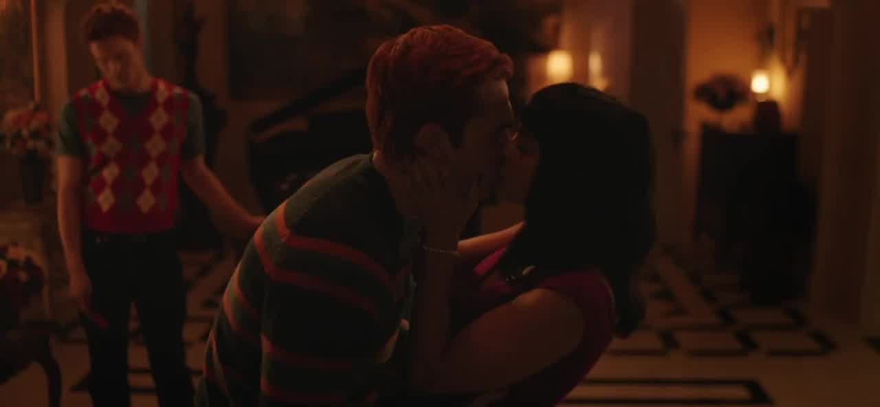 Make Out Party - Veronica & Archie