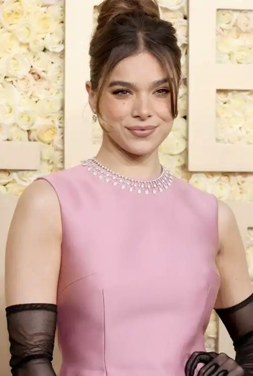 Hailee steinfeld 🔥😍🖤✨️