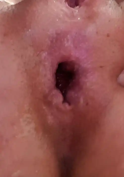 Hello, I'm Karina and I'm new here. Here's my view after my first few weeks of anal training.